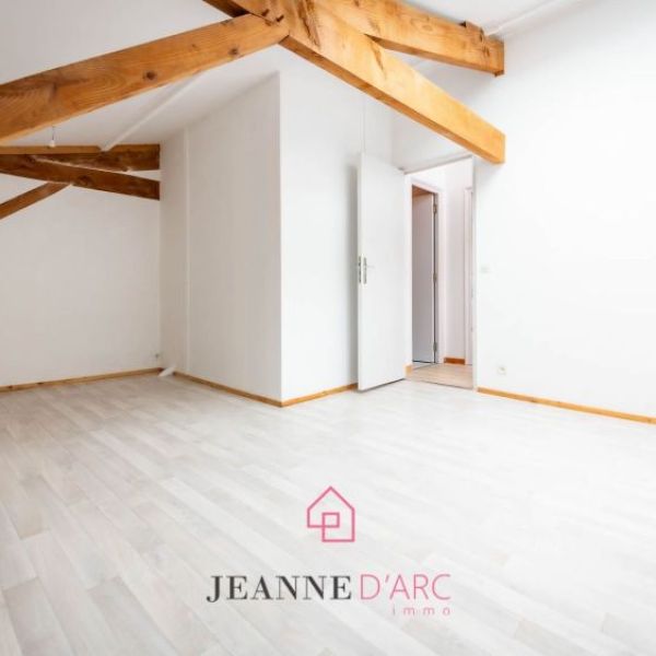 
Maison. familiale 5 chbres - Jardin et Garage 4 places
