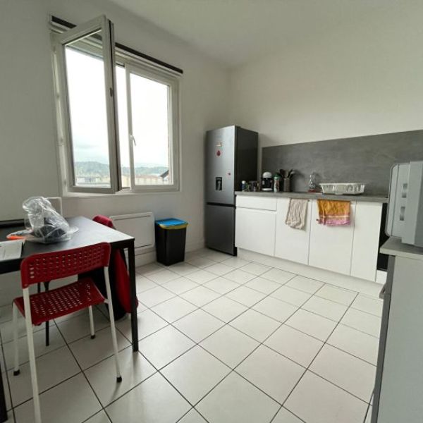 
Appartement Saint Etienne Du Rouvray 2 pièces 42 m2 /
