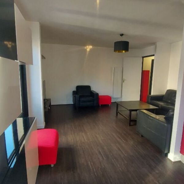 
APPARTEMENT DE TYPE 2 MEUBLÉ - 52 M² - ROUEN HOTEL DE VILLE
